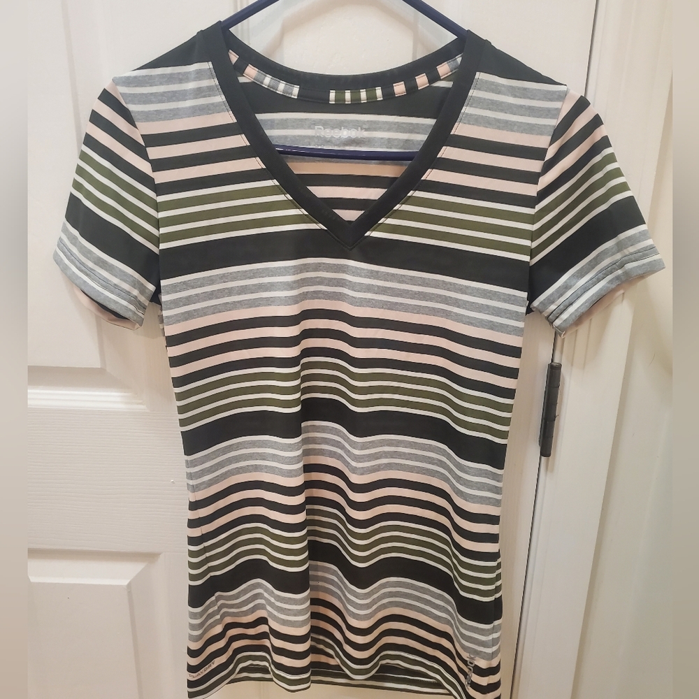 Reebok Blue Gray Fitted Ribbed Short Sleeve Blouse